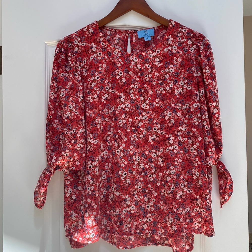 CeCe blouse with 3/4 length tie sleeves, size M